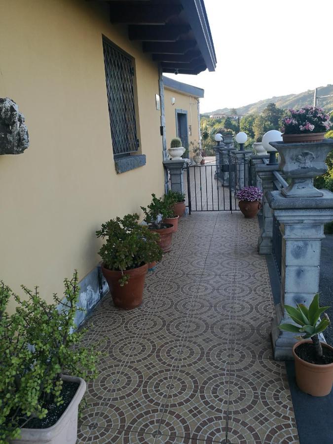 Casa Vacanza Tra Etna E Taormina Villa Ginevra بيديمونتي إتنيو المظهر الخارجي الصورة